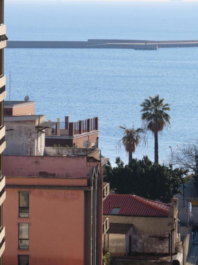 Luna Rossa Rooms Cagliari Eksteriør billede