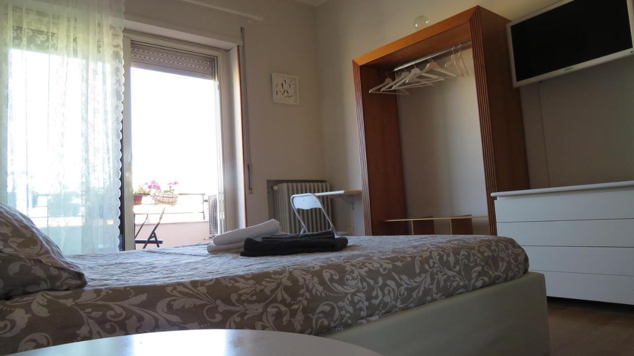 Luna Rossa Rooms Cagliari Eksteriør billede