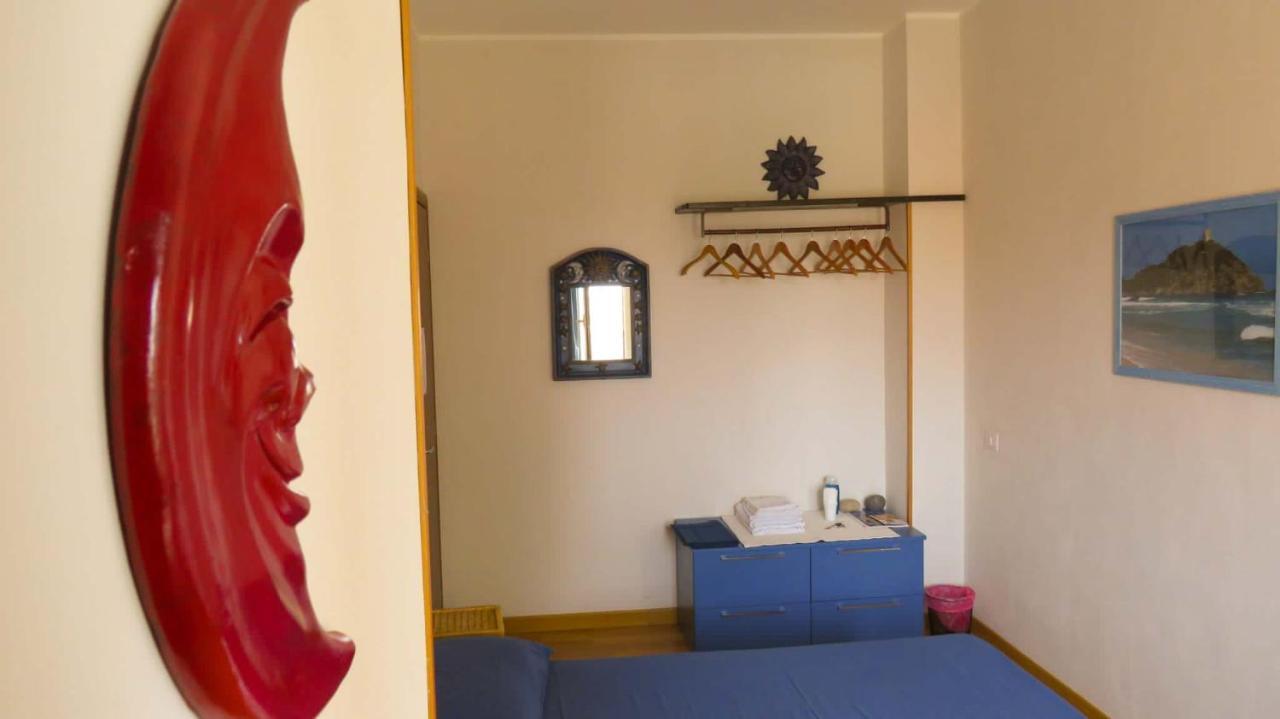 Luna Rossa Rooms Cagliari Eksteriør billede